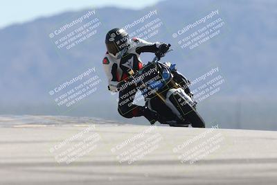 media/Oct-13-2025-Moto Forza (Mon) [[a66d839500]]/4-C Group/Session 4 (Turn 9)/